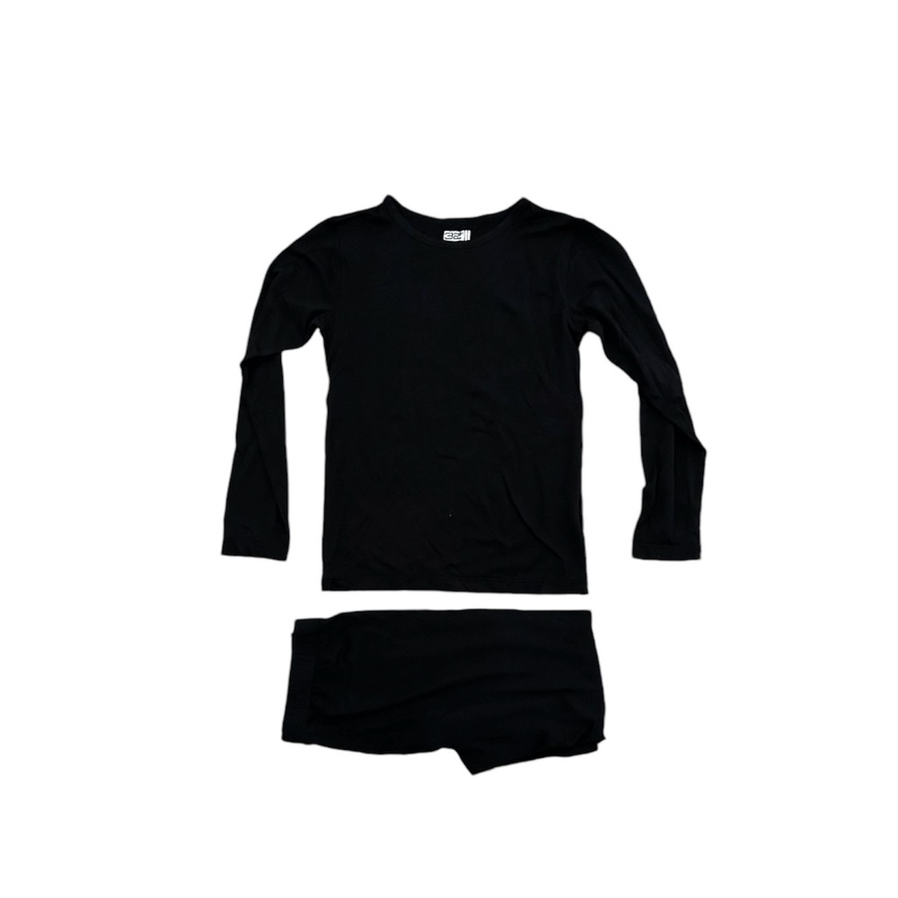 32 Degree Black Long Underwear Set